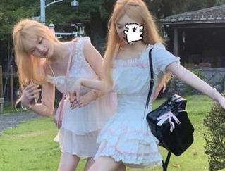在“www.17”上刷瓜，资源多得我眼睛都花了，真是吃了个痛快！