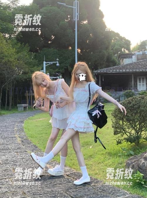 在“www.17”上刷瓜，资源多得我眼睛都花了，真是吃了个痛快！