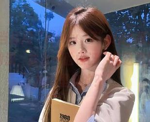 当你用“www.17”app跟上八卦最新潮流，盆友一脸惊讶“你这洞察力是从哪里来的？”