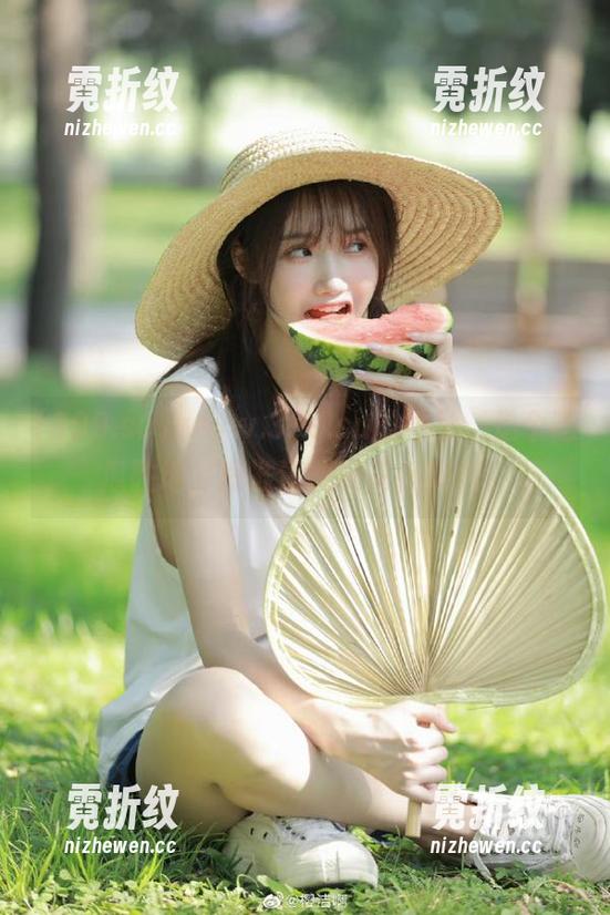 www.399.su的地址，是个吃瓜胜地，没准还能桃花运翻倍！