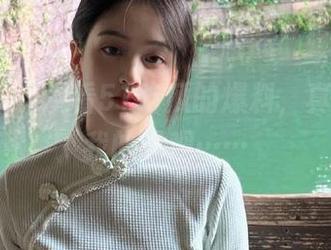 观看51吃瓜的爆料，真想捡回我的三观……