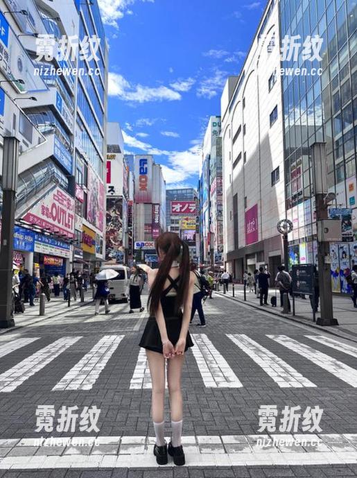 怎么会这样？“718娱乐”官网就像一扇窗，明明能看到外面的风景，却总让我想探个究竟。