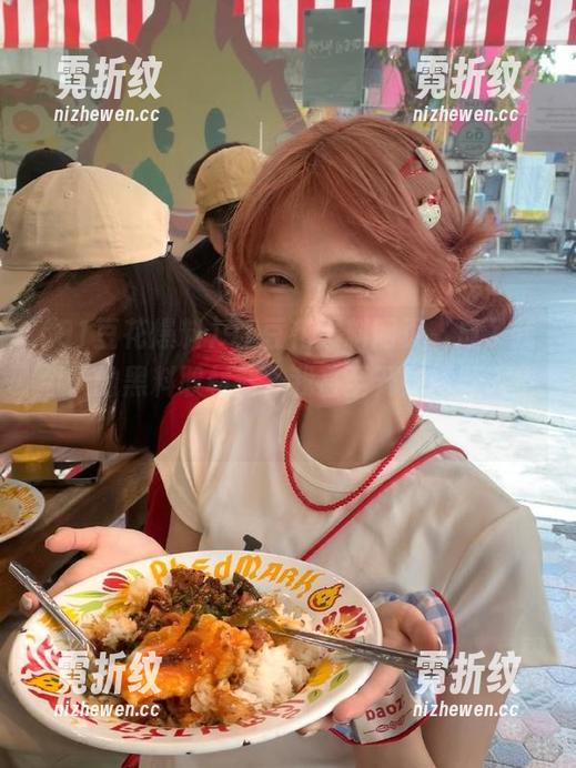 91豆花爆料网页，成了我今天的黑料取材器，我甚至开始怀疑人生！