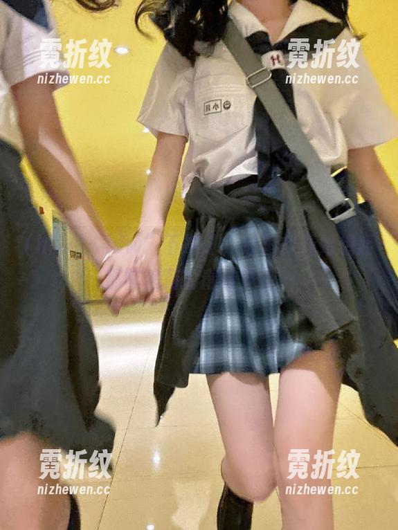 “hlw”下载了，心里却开始想起那年浪荡的青春岁月…