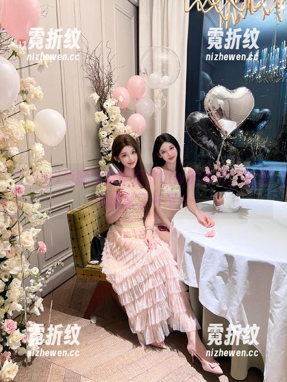 当我无意中点开hlw的链接，心里微微颤了一下…