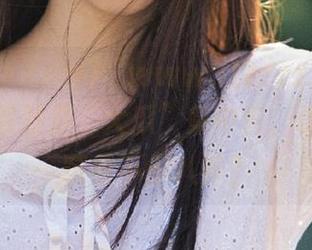 “www.tttzzz.com”网站，果然是“大瓜”集中营，听说里边藏着不少八卦？