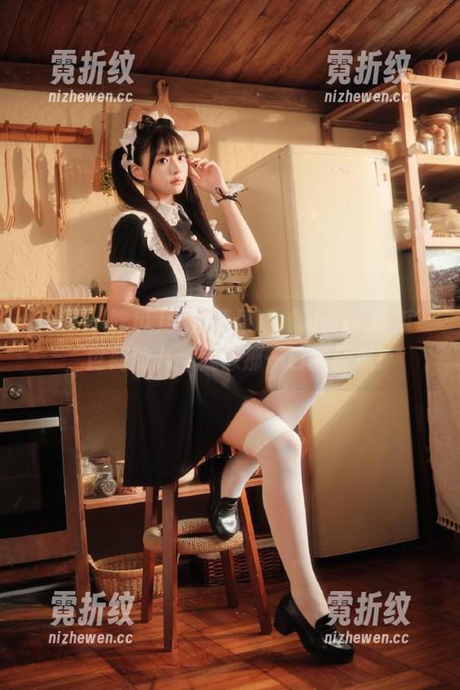 尝尝苹果版‘www.吃瓜’，世间的八卦就像那一口甜西瓜！
