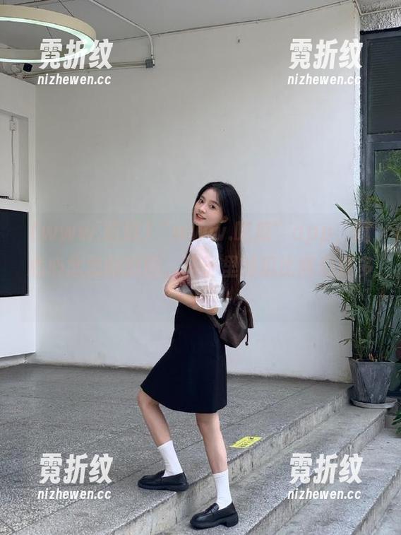 www.吃瓜 “www.吃瓜”app,我心心念念的瓜园,脑子里的瓜比西瓜还多!