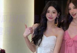 好吧，我总是在观看“一起吃瓜网官网”，瞧这无聊又逗趣的瓜们