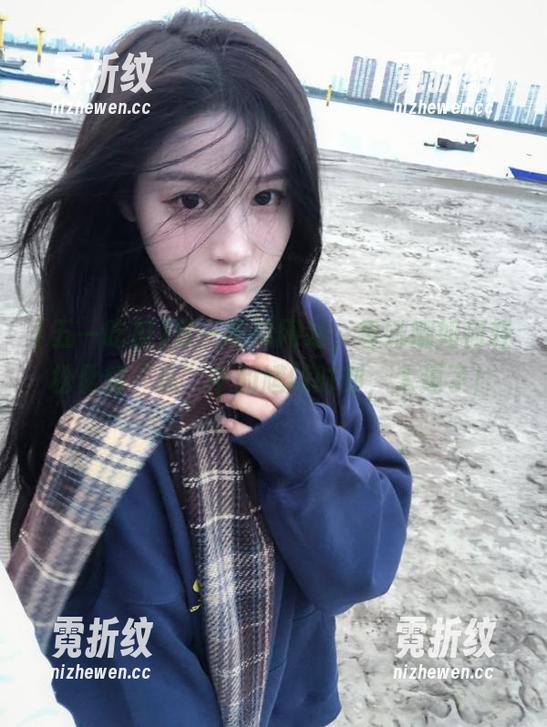 五一吃瓜网站，看娜娜如何轻松化解“瓜”中的尴尬时刻，太逗了！