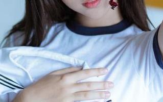 从五一吃瓜app看娜娜娜，果然是个话题女王啊！