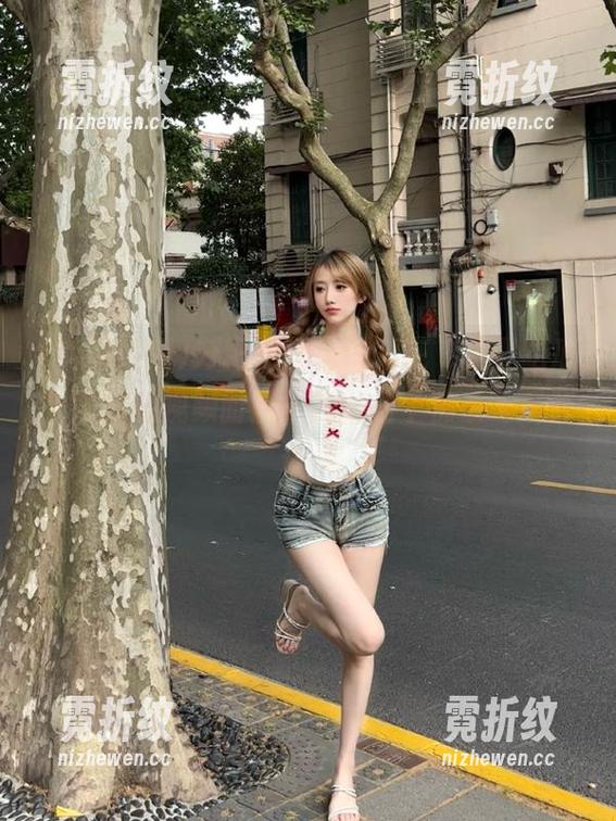 好吧，我承认，在“免费吃瓜”网站的视频面前，我就是个佛系吃瓜群众。