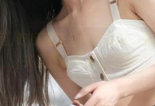 吃瓜网送上今日大瓜，别再犹豫，来看看链接里的热聊！