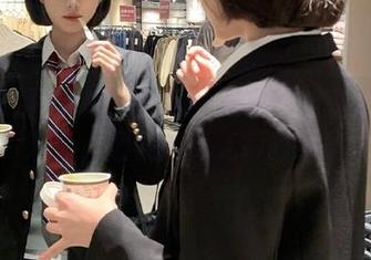 吃瓜网官网：在家就能享受免费观影，顺便拔掉无聊的草！