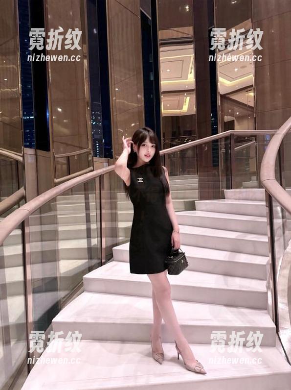 有了吃瓜网app，我一边吃零食一边在线观看，恨不得一口气把八卦吃光！