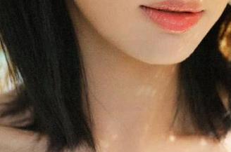 夸克吃瓜的网站，没想到能让我联想到拐角的水果摊。