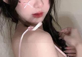 “明星黑料网站”——线上八卦的新线路，真相和谎言的交叉口？