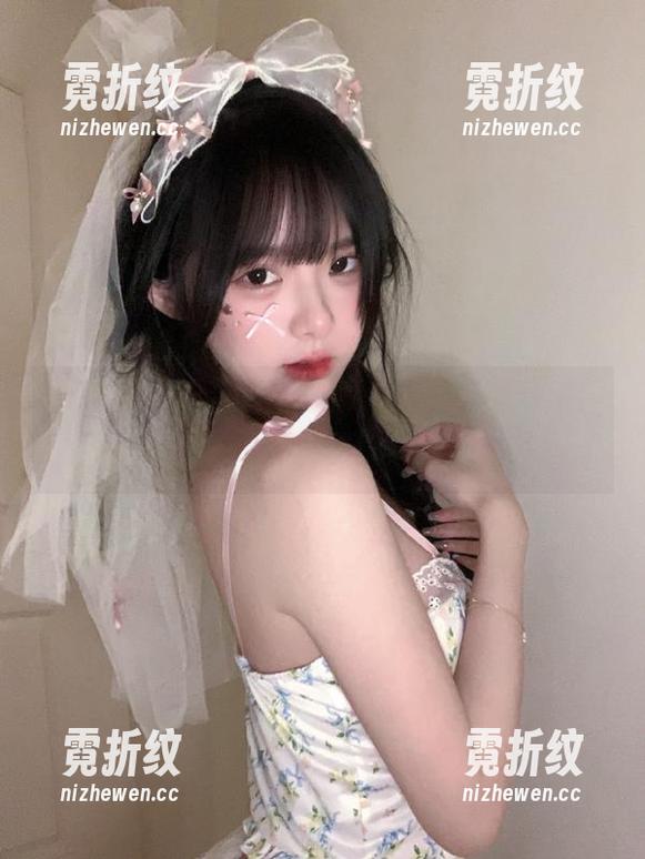 “明星黑料网站”——线上八卦的新线路，真相和谎言的交叉口？