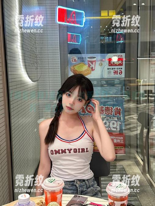 明星黑料 星星日常的新入口:‘明星黑料’适合暴露你所有好奇心!