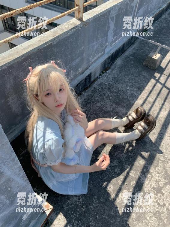 忽闪忽现的最新动态，明星黑料网在线播放惹人瞩目