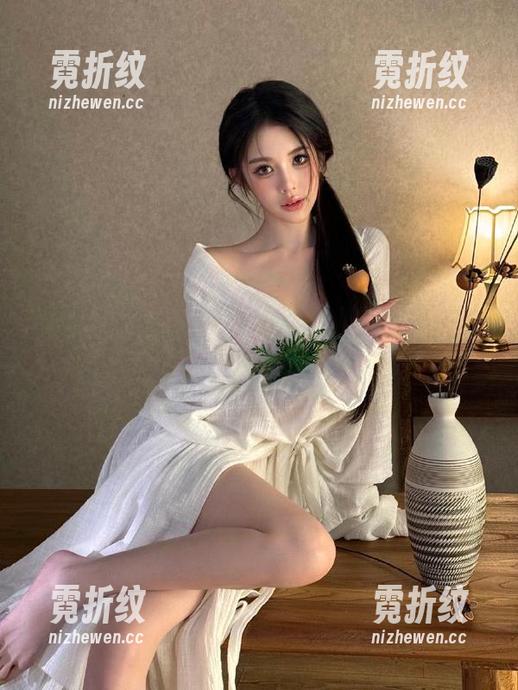 在“网曝吃瓜”收集资源，心情好得像捡到钱一样！
