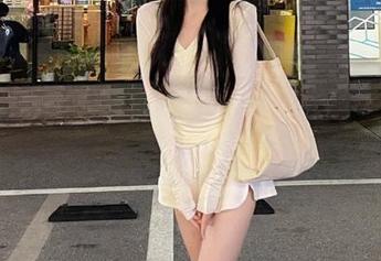 留意到“网曝吃瓜”的新链接，瞬间变成了我的无聊消遣……