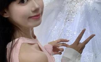 你能信吗？这个“黑料不打烊tttzzz入口”是个神秘洞口，看上去像是通往新世界的钥匙。