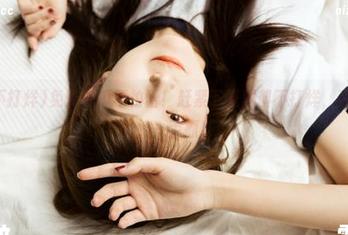 免费吃瓜不怕雷！赶紧下载黑料不打烊，资料齐全，一手抓！