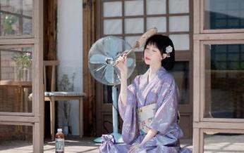 深夜观看黑料网在线，连我的睡意都跑去凑热闹了！